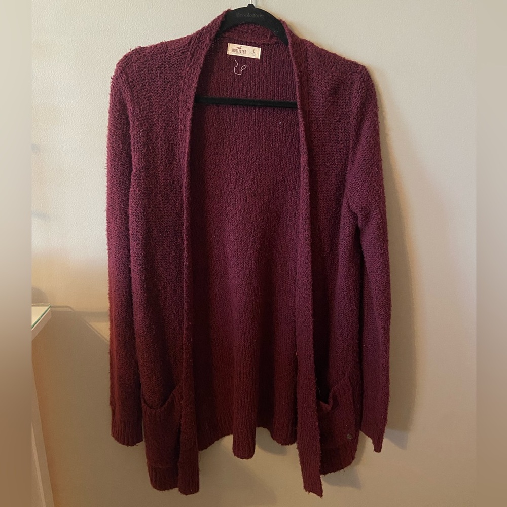 Hollister Cardigan